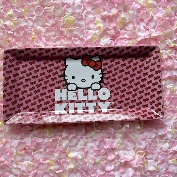 Hello Kitty Ceramic Tray - Picture 2 of 7